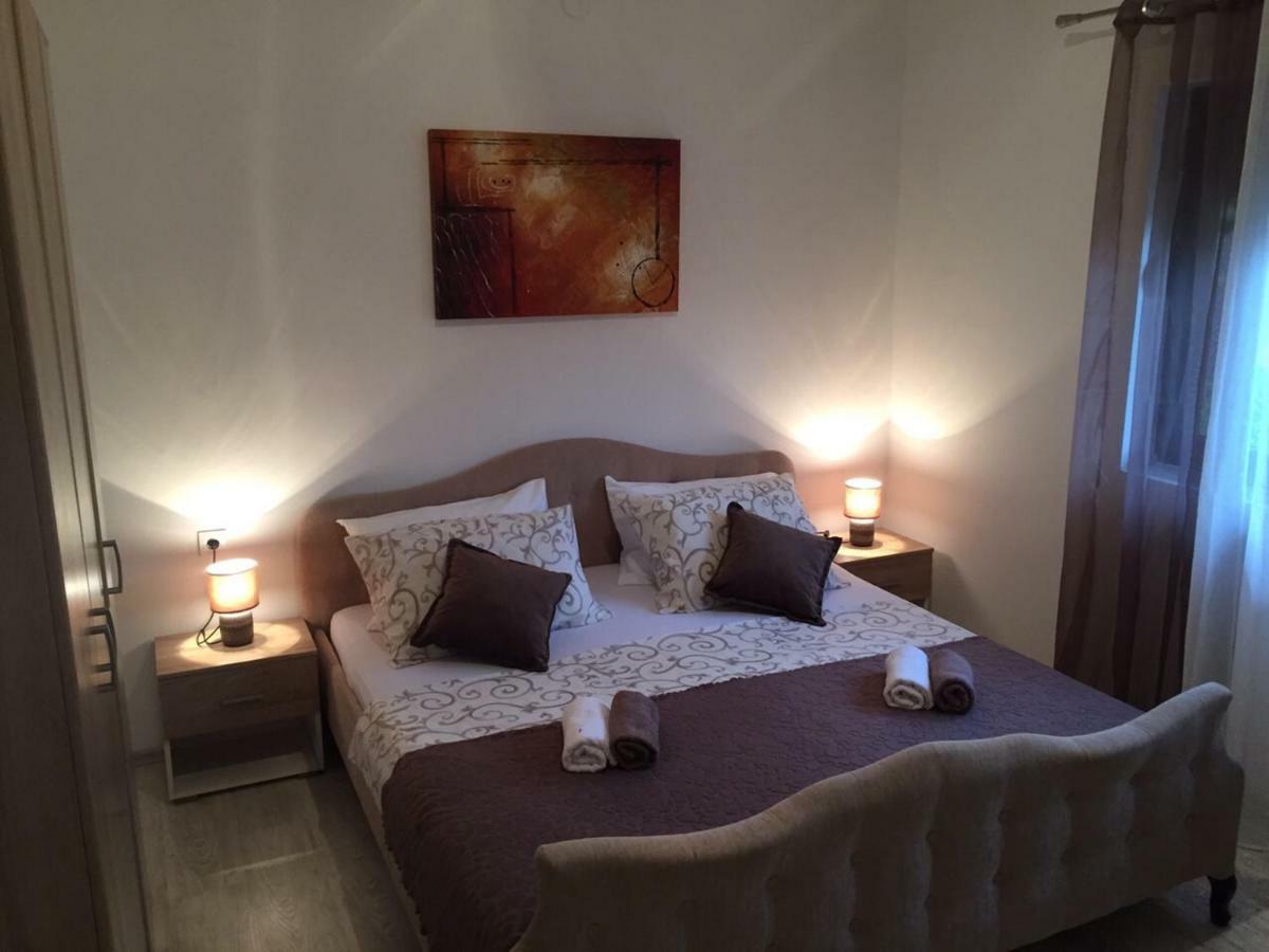 Apartments Dionis Kotor Ngoại thất bức ảnh
